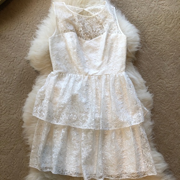 BCBG MAX & CLEO White Lace Dress, sz. 8 - Picture 1 of 7